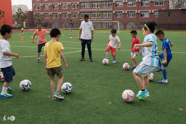 图赫尔坚决拒绝接受俱乐部施压 不打算轮休球员